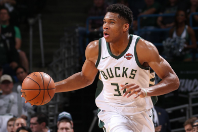 Giannis Antetokounmpo – "Á thần" đến từ Hy Lạp